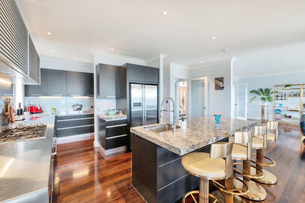 Orakei Grandeur Mansion With Sea Views & Pool Villa Auckland Exterior photo