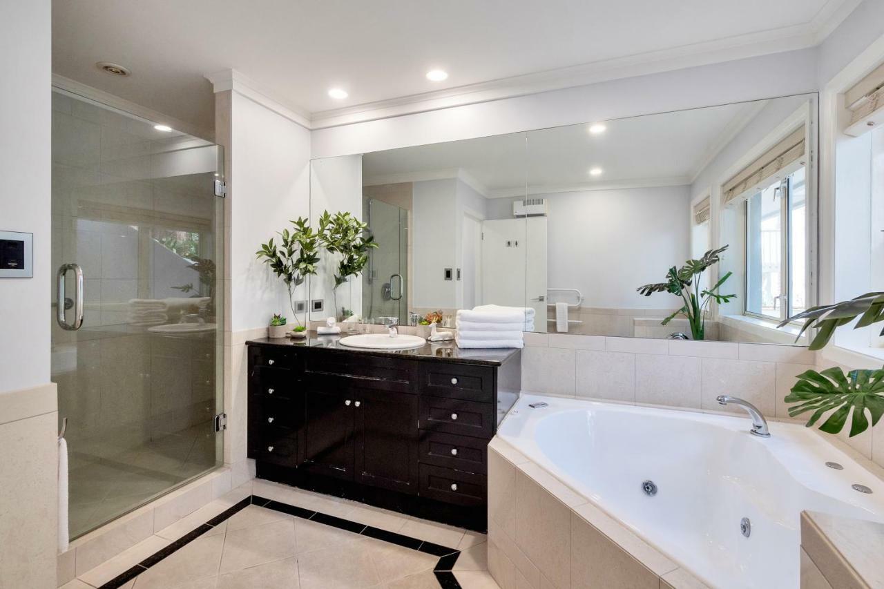 Orakei Grandeur Mansion With Sea Views & Pool Villa Auckland Exterior photo